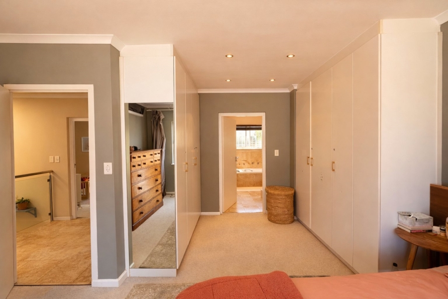 To Let 3 Bedroom Property for Rent in Higgovale Western Cape